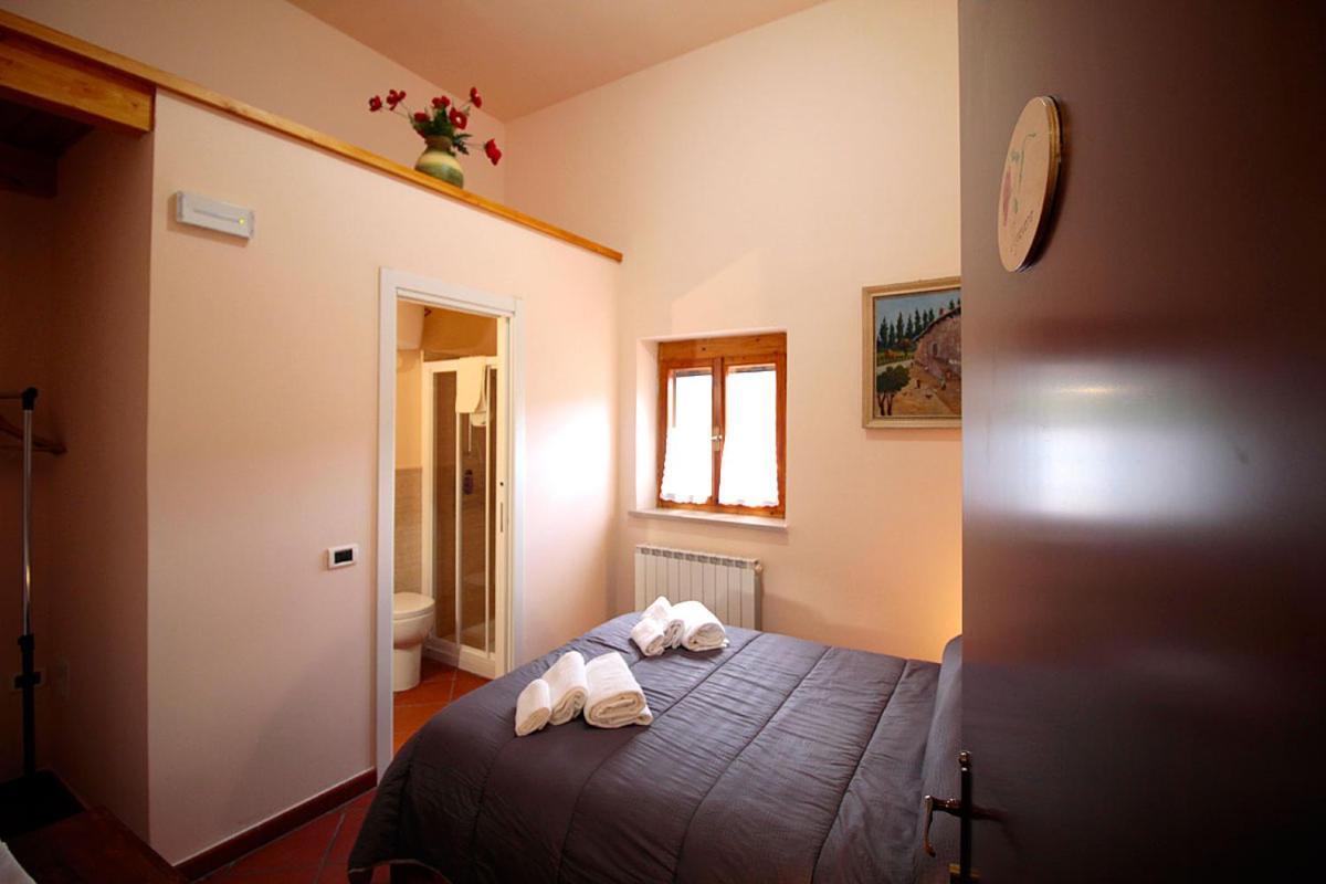 Bed and Breakfast Casale La Torretta Norcia Exterior foto